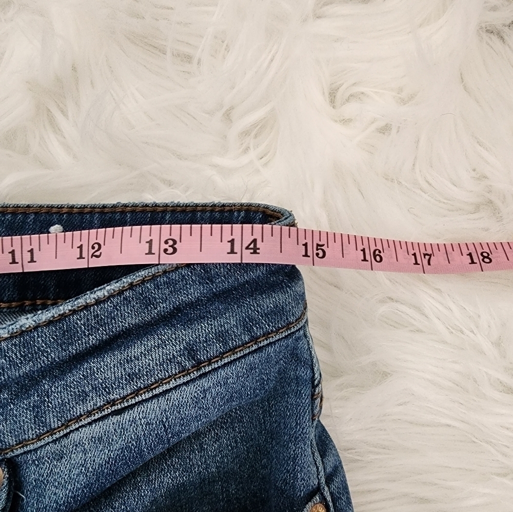 STS Blue Crop ankle skinny jeans size 27. Good preowned condition. - Picture 5 of 10